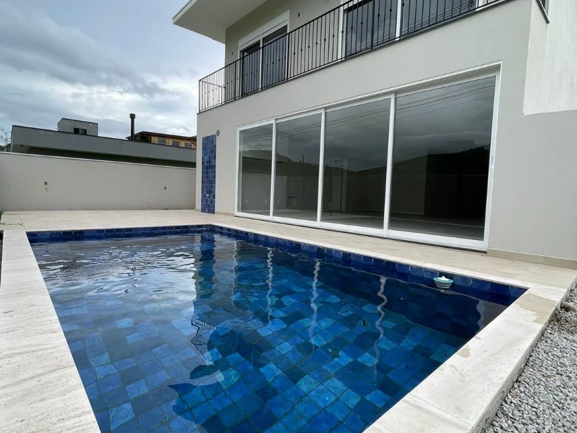 Casa em Pedra Branca, Palhoça. 4 quartos, 275m². Imagem 4 de 19