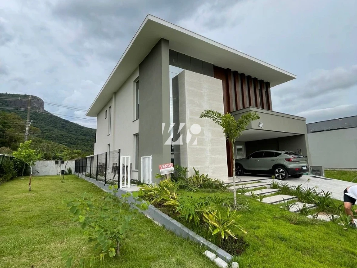 Casa em Pedra Branca, Palhoça. 4 quartos, 275m². Imagem 1 de 19