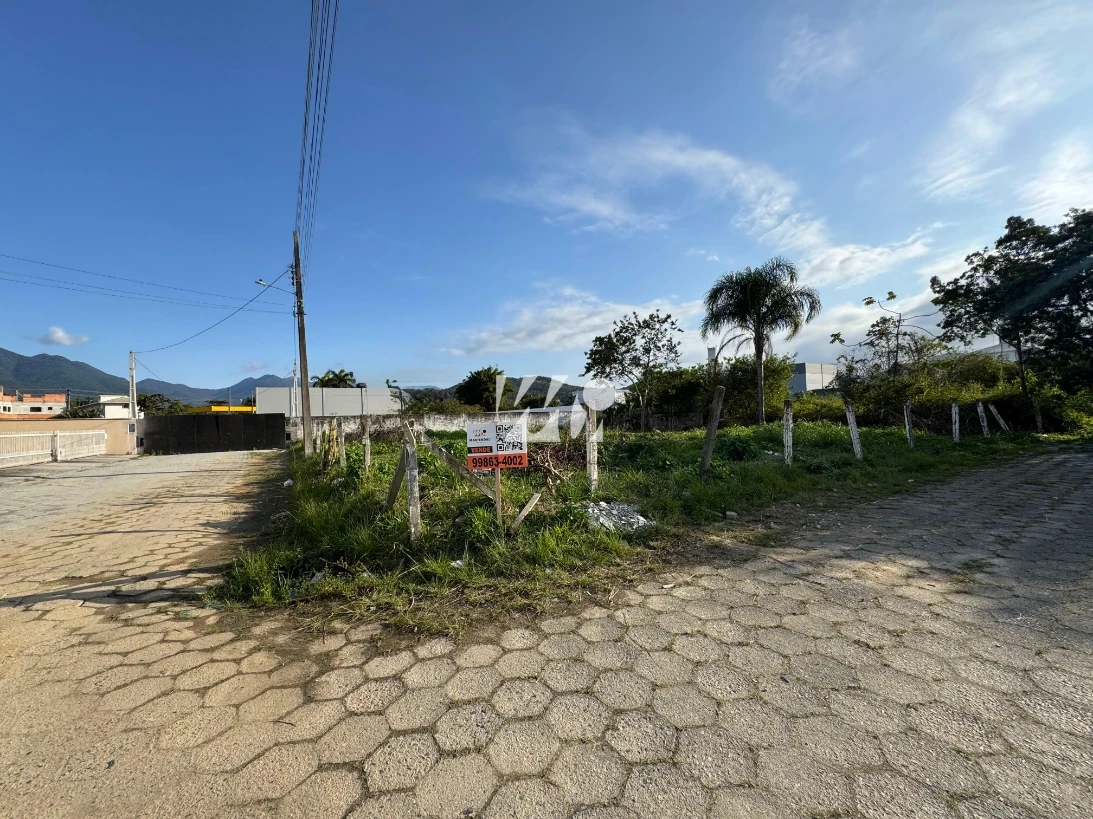 Terreno em Aririú, Palhoça. 0 quartos, 0m². Imagem 2 de 4
