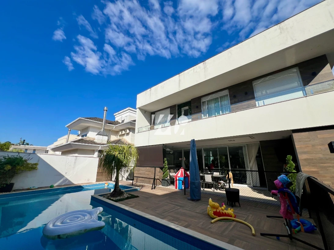 Casa em Pedra Branca, Palhoça. 4 quartos, 291m². Imagem 5 de 8