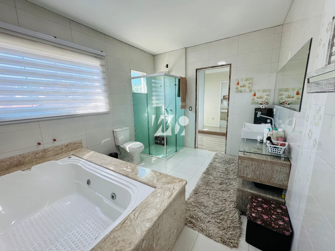 Casa em Pedra Branca, Palhoça. 4 quartos, 240m². Imagem 9 de 22