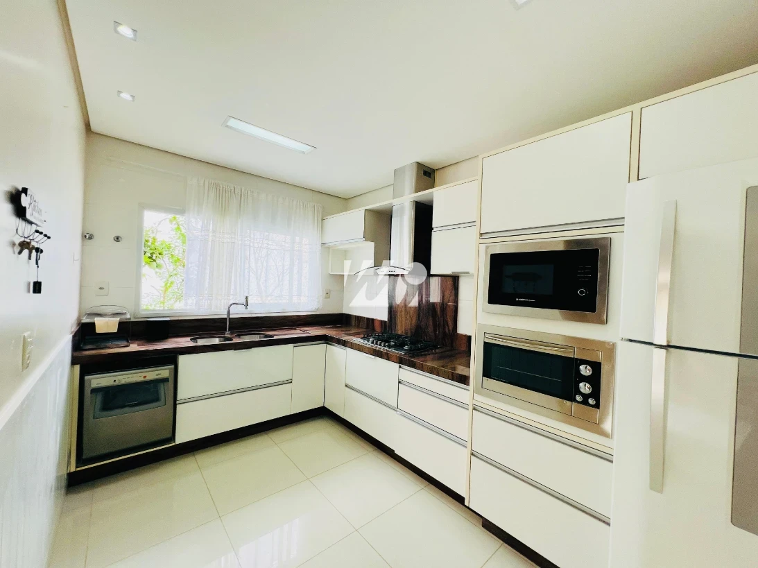 Casa em Pedra Branca, Palhoça. 3 quartos, 192m². Imagem 8 de 23