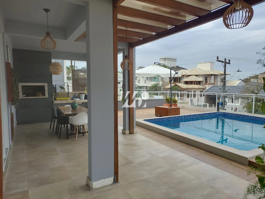 Casa em Pedra Branca, Palhoça. 4 quartos, 330m². Imagem 7 de 9