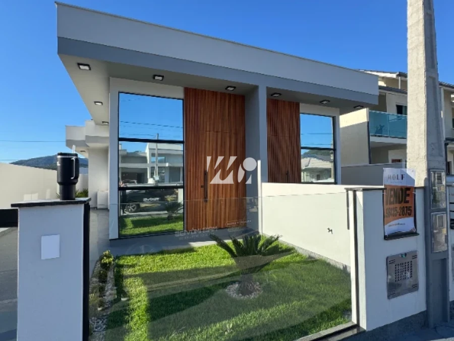 Casa Geminada em Forquilhas, São José. 2 quartos, 65m². Imagem 1 de 10