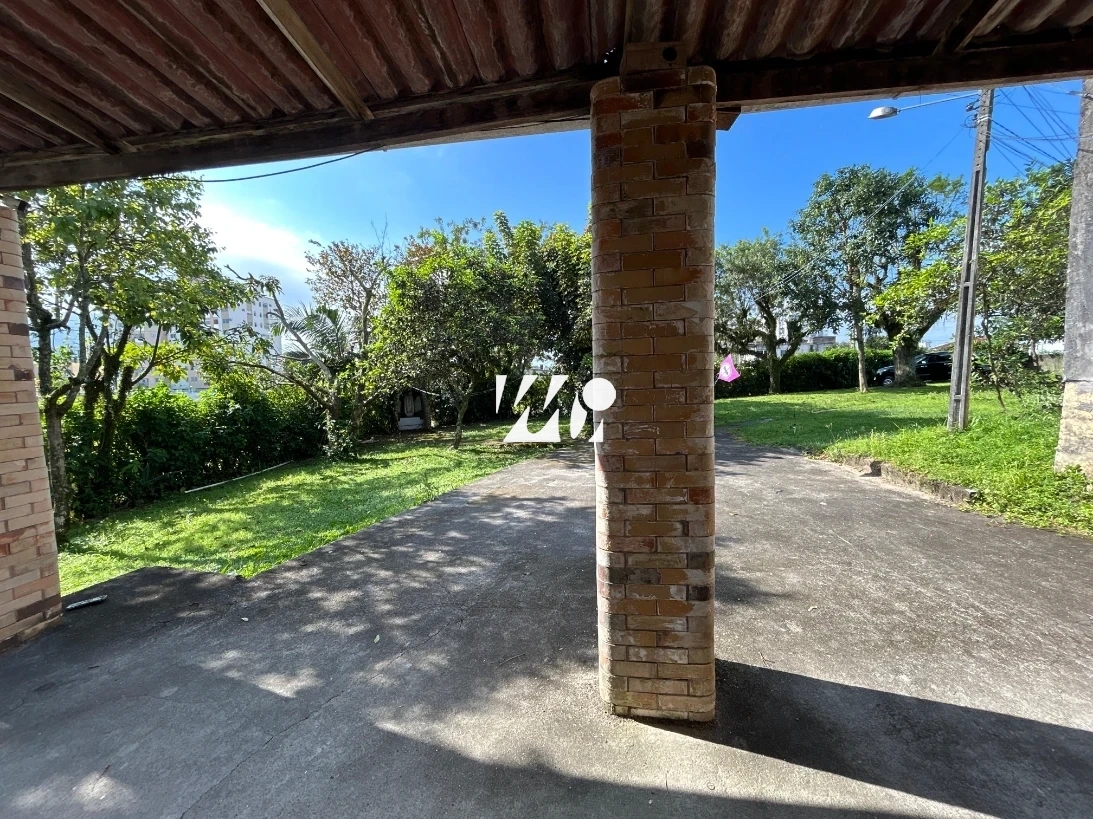 Casa em Caminho Novo, Palhoça. 3 quartos, 180m². Imagem 3 de 15