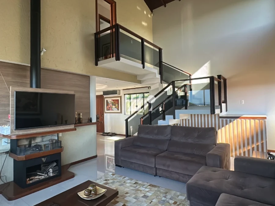 Casa em Bela Vista, Palhoça. 3 quartos, 320m². Imagem 1 de 25