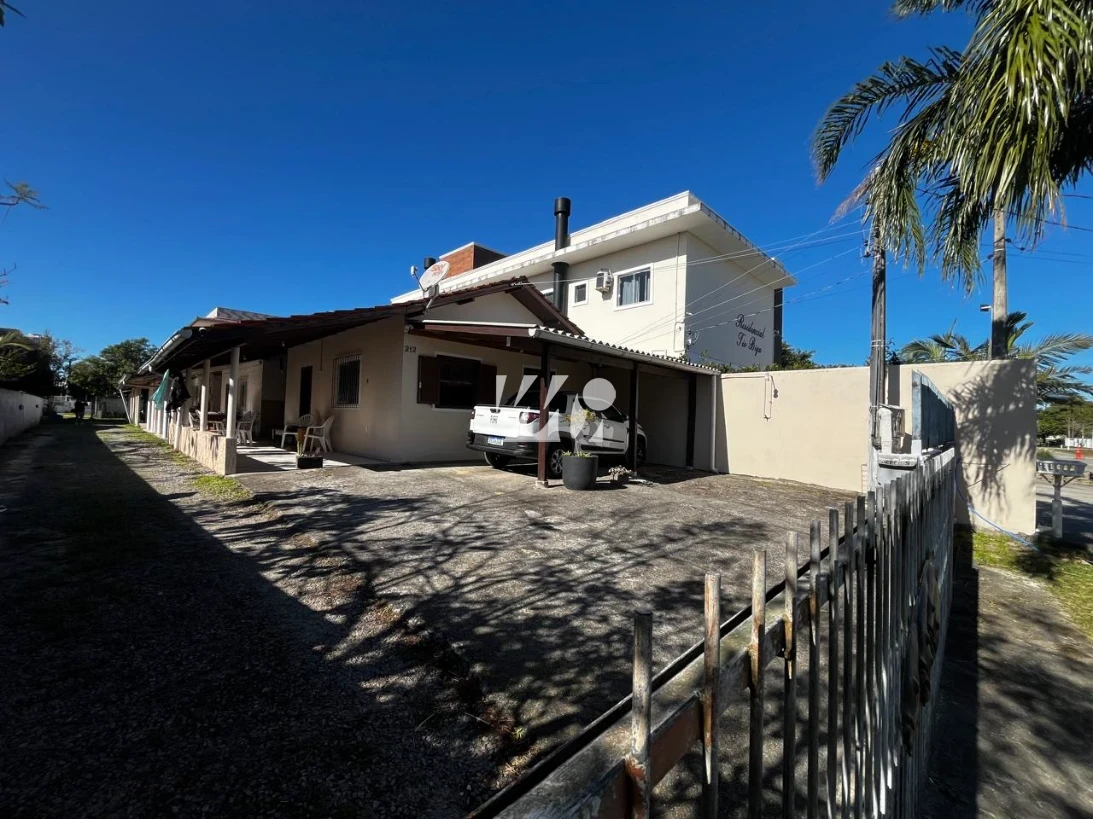 Casa em Pinheira, Palhoça. 4 quartos, 0m². Imagem 1 de 7