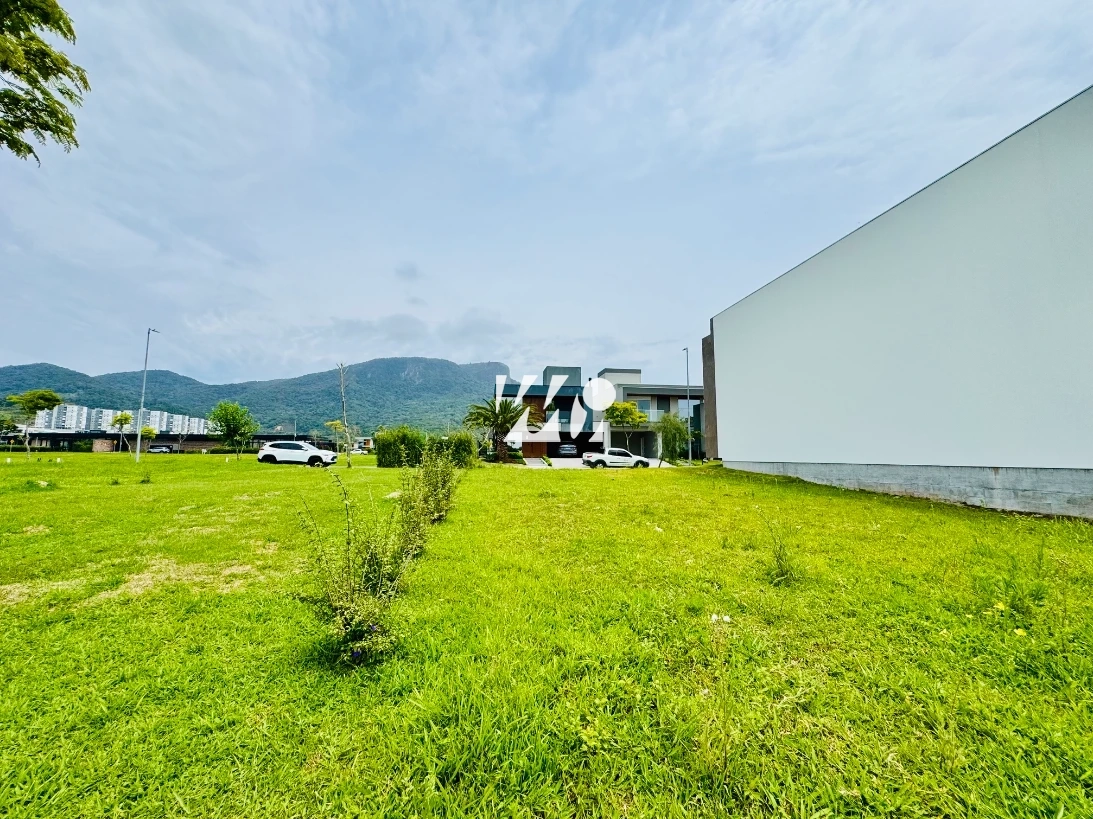 Terreno em Pedra Branca, Palhoça. 0 quartos, 300m². Imagem 6 de 17