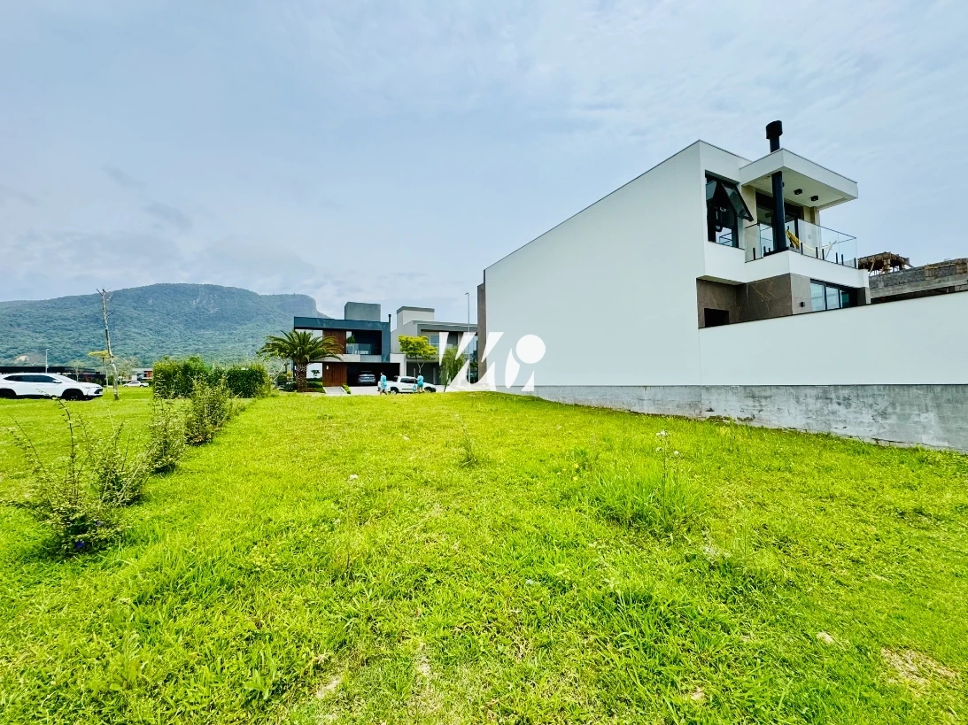 Terreno em Pedra Branca, Palhoça. 0 quartos, 300m². Imagem 7 de 17