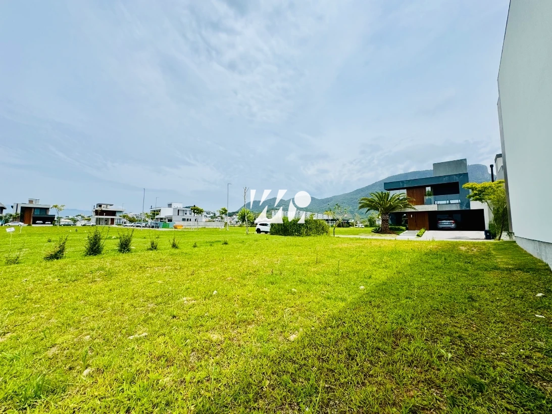 Terreno em Pedra Branca, Palhoça. 0 quartos, 300m². Imagem 10 de 17