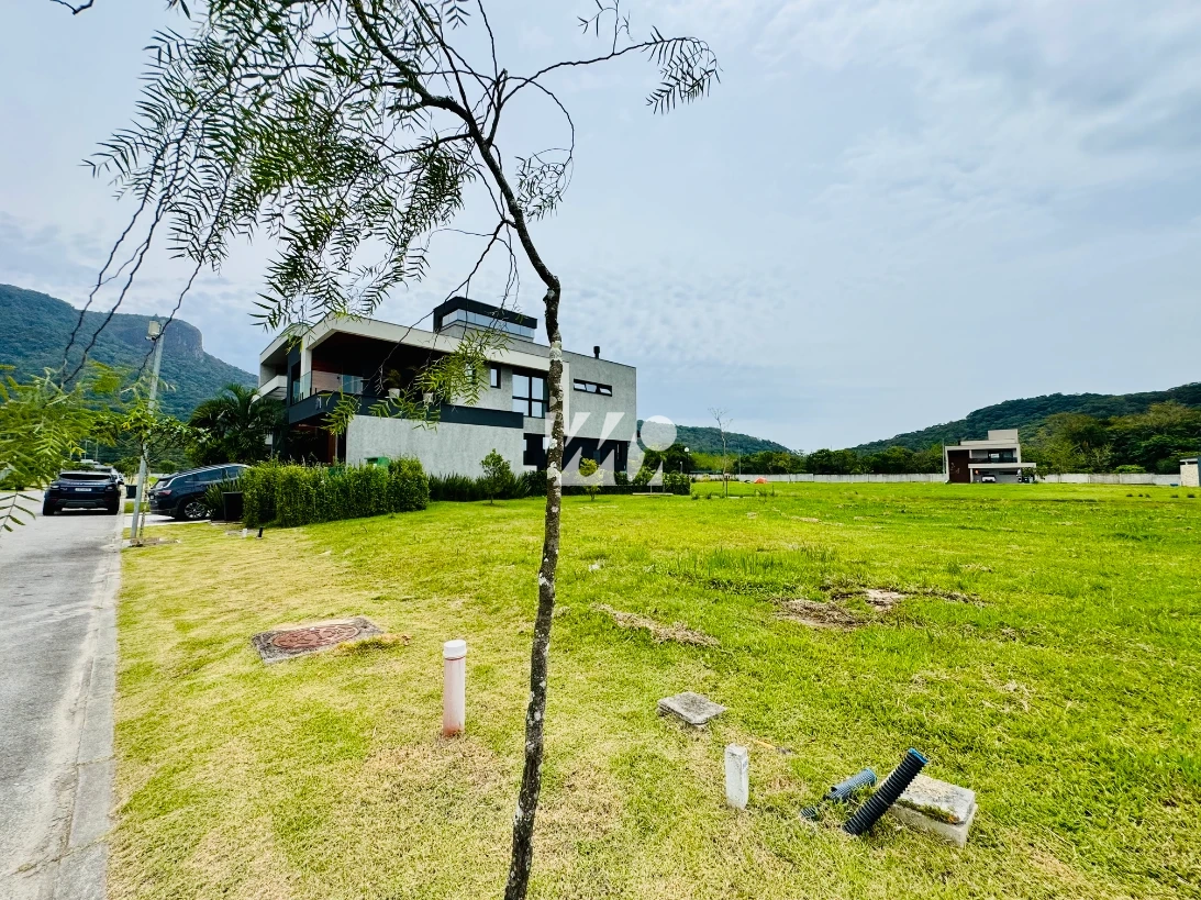 Terreno em Pedra Branca, Palhoça. 0 quartos, 300m². Imagem 9 de 22