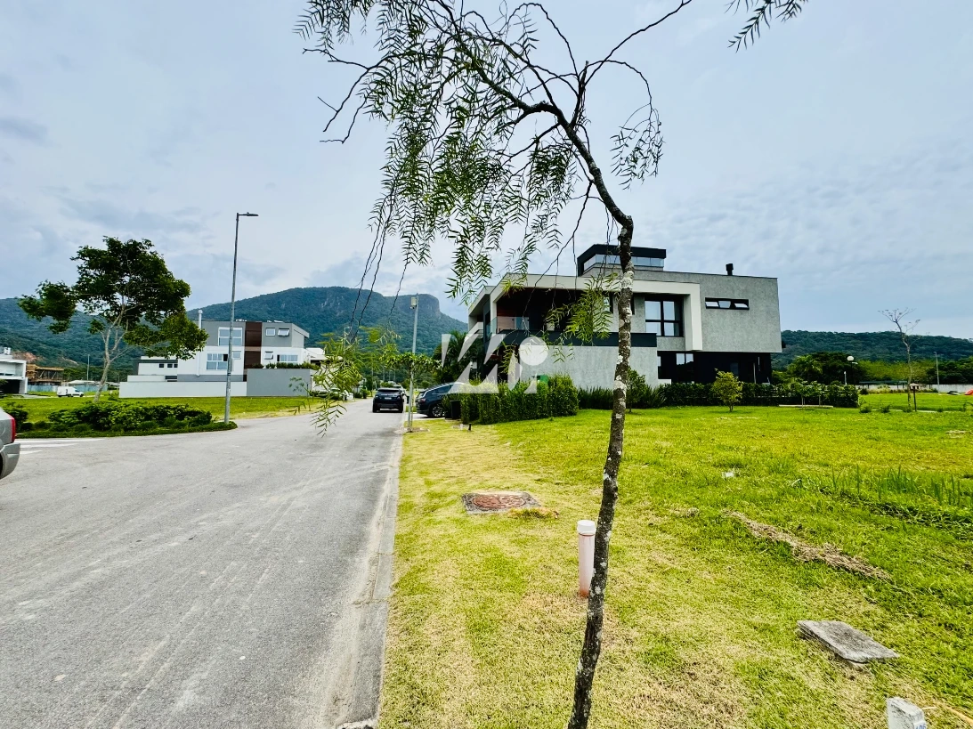 Terreno em Pedra Branca, Palhoça. 0 quartos, 300m². Imagem 10 de 22