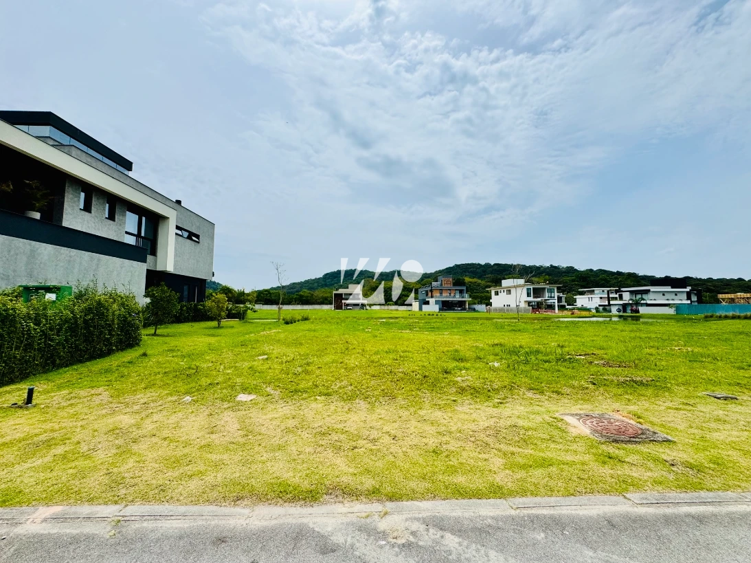 Terreno em Pedra Branca, Palhoça. 0 quartos, 300m². Imagem 4 de 22