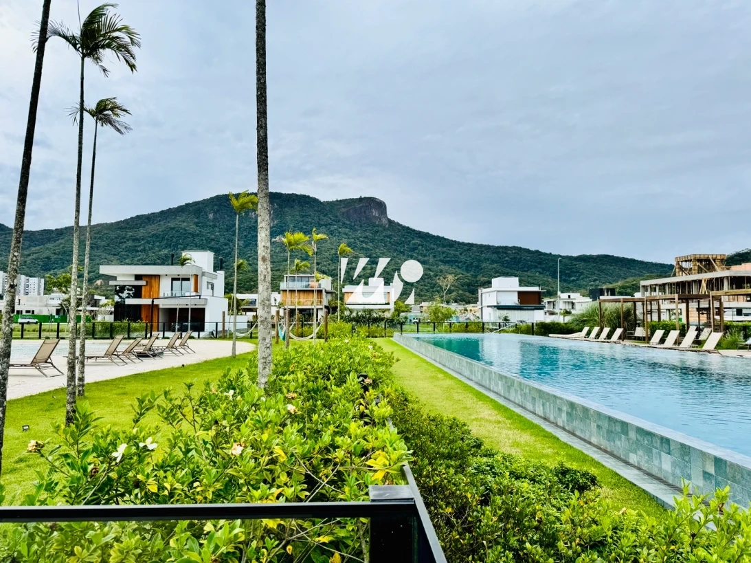 Terreno em Pedra Branca, Palhoça. 0 quartos, 300m². Imagem 2 de 16