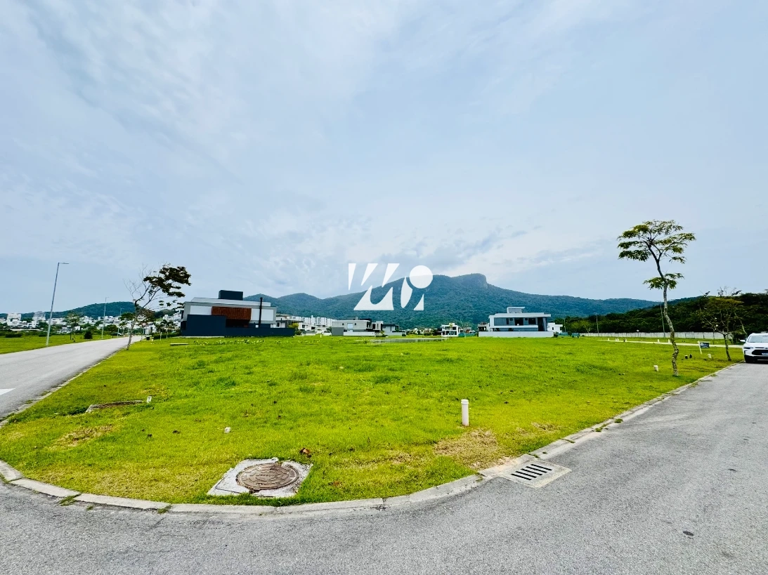 Terreno em Pedra Branca, Palhoça. 0 quartos, 300m². Imagem 5 de 16