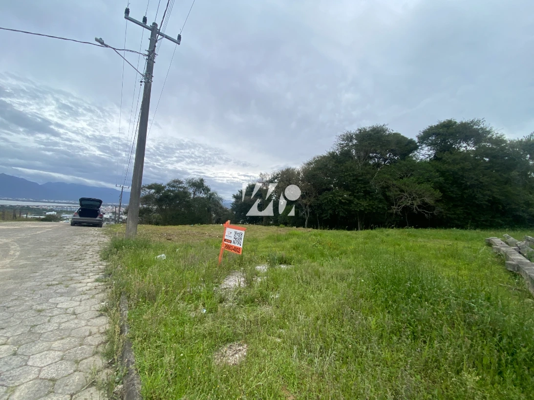 Terreno em Centro, São José. 0 quartos, 0m². Imagem 1 de 4