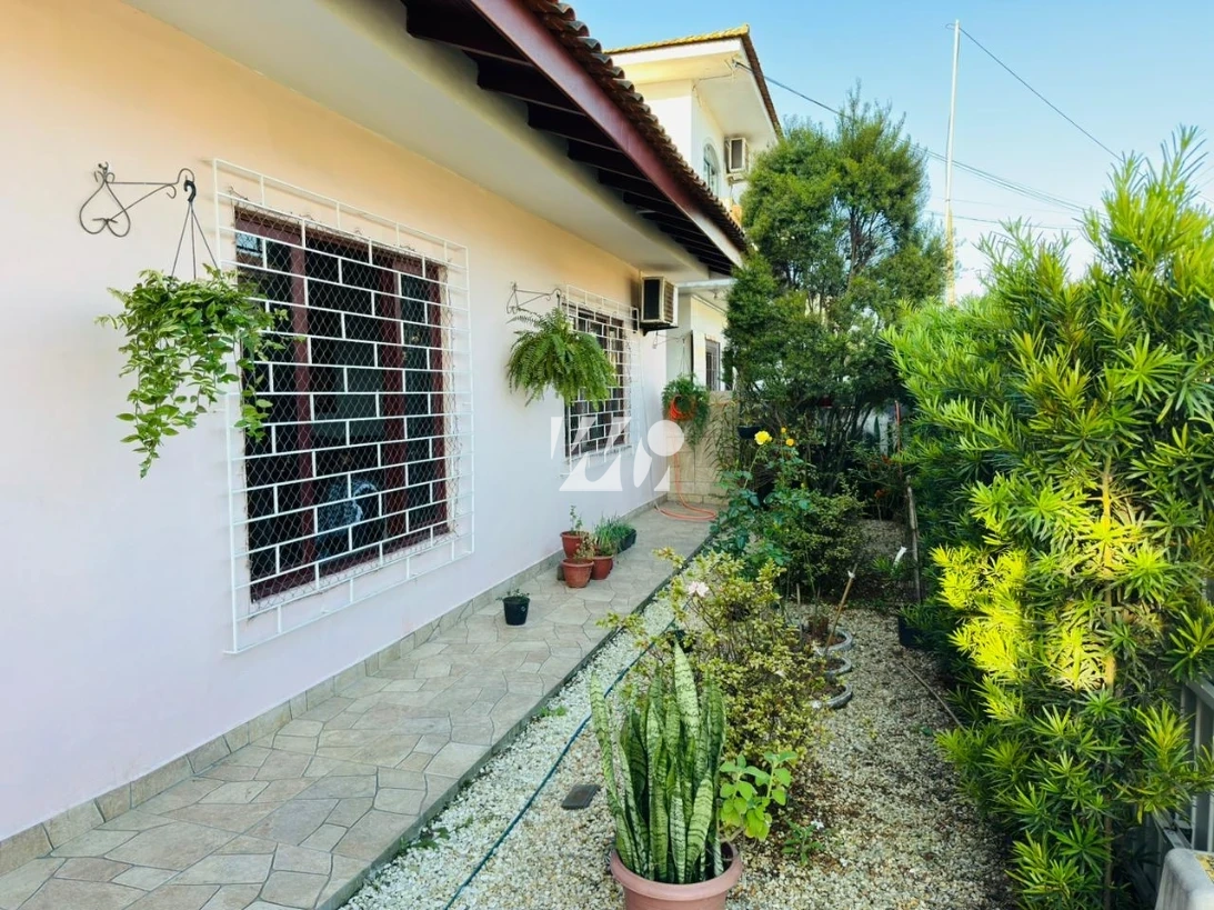 Casa em Jardim Eldorado, Palhoça. 4 quartos, 181m². Imagem 2 de 17