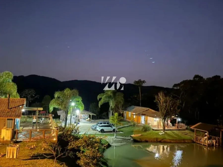 Sítio em Fazenda Sacramento, Águas Mornas. 5 quartos, 500m². Imagem 46 de 50