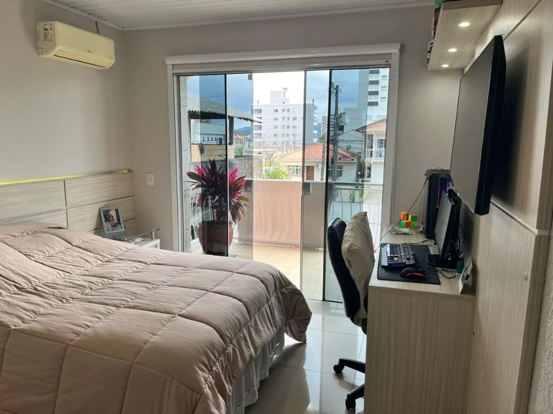 Casa em Jardim Eldorado, Palhoça. 3 quartos, 209m². Imagem 12 de 21