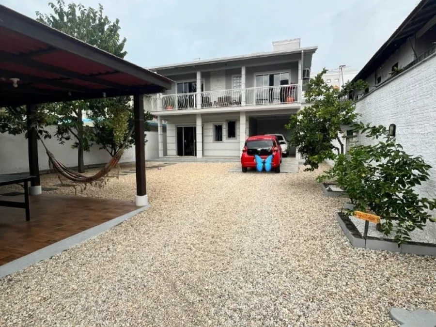 Casa em Jardim Eldorado, Palhoça. 3 quartos, 209m². Imagem 18 de 21