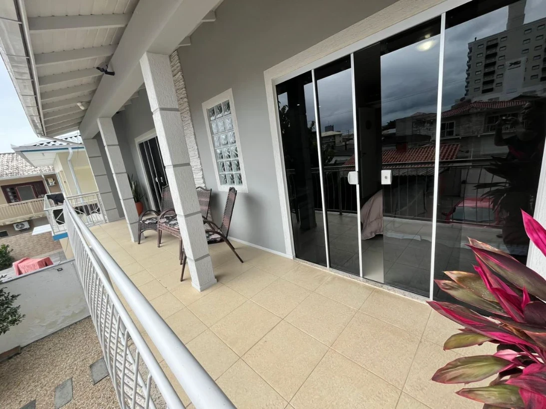 Casa em Jardim Eldorado, Palhoça. 3 quartos, 209m². Imagem 17 de 21