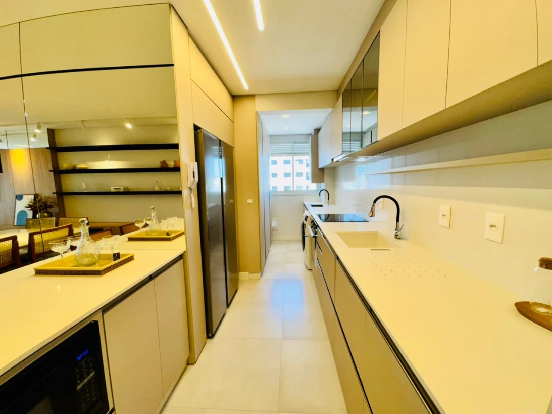 Apartamento em Kobrasol, São José. 3 quartos, 93m². Imagem 2 de 30