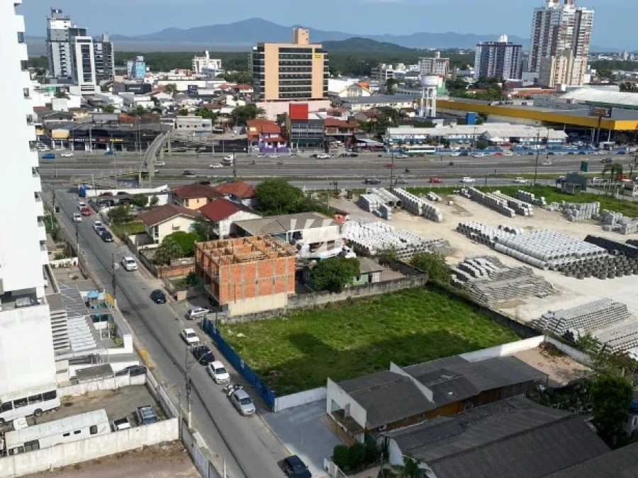Terreno em Pagani, Palhoça. 0 quartos, 0m². Imagem 1 de 3