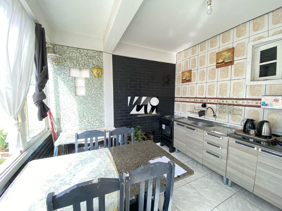 Casa em Caminho Novo, Palhoça. 4 quartos, 162m². Imagem 3 de 16