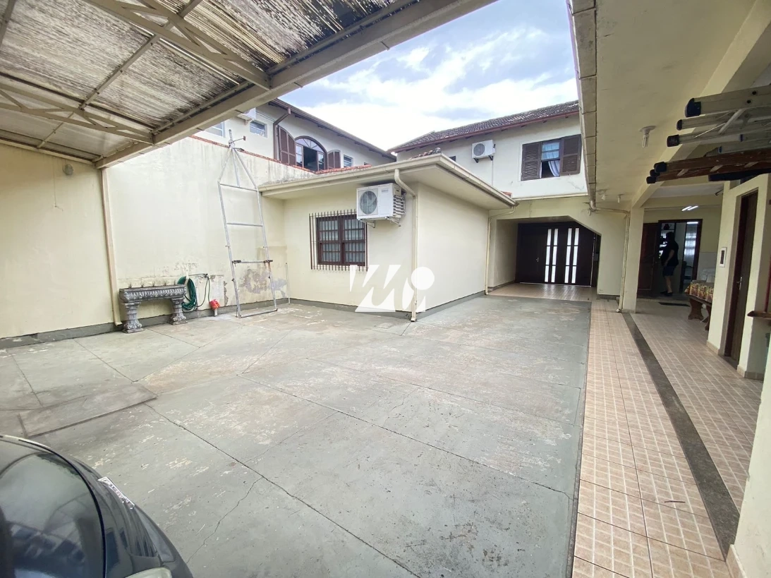 Casa em Ponte do Imaruim, Palhoça. 3 quartos, 200m². Imagem 8 de 27