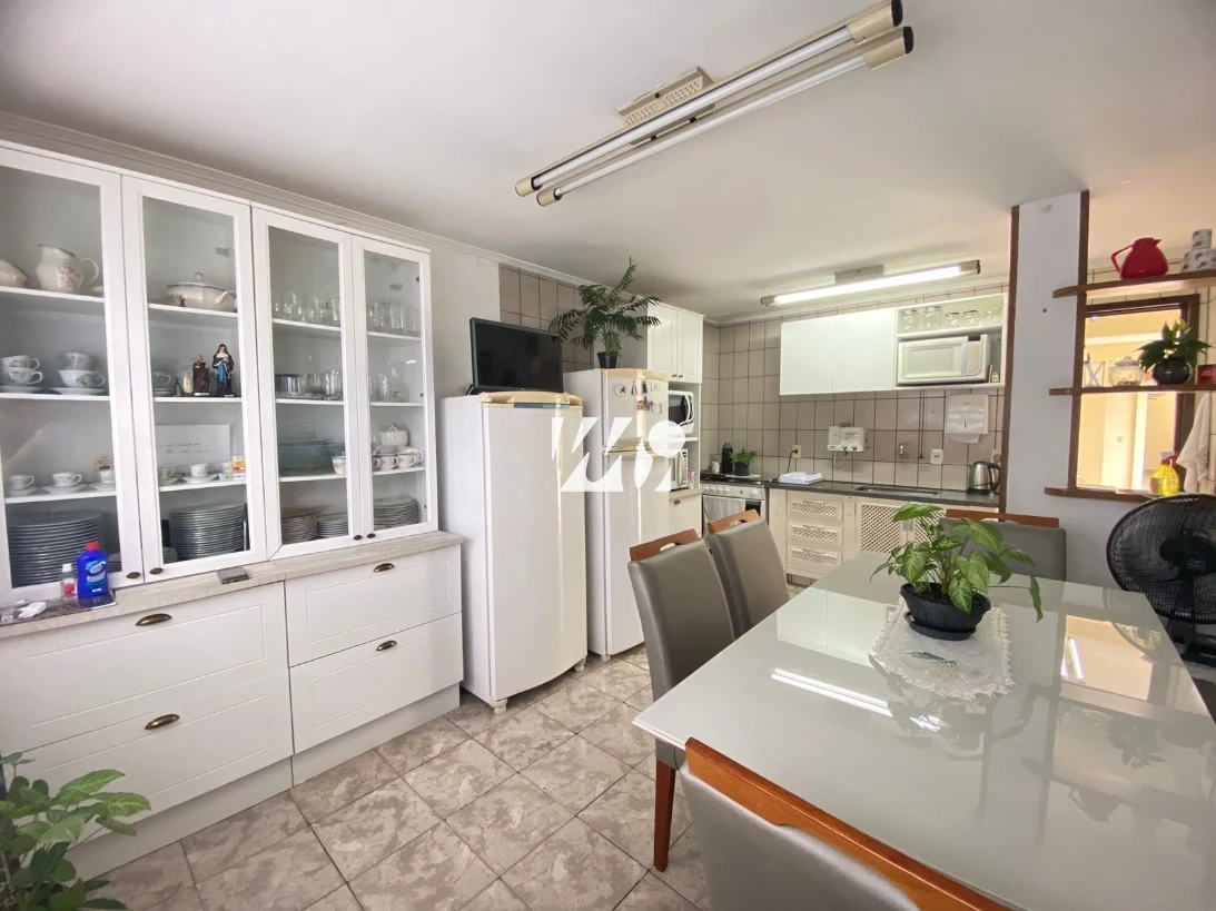 Casa em Ponte do Imaruim, Palhoça. 3 quartos, 200m². Imagem 9 de 27