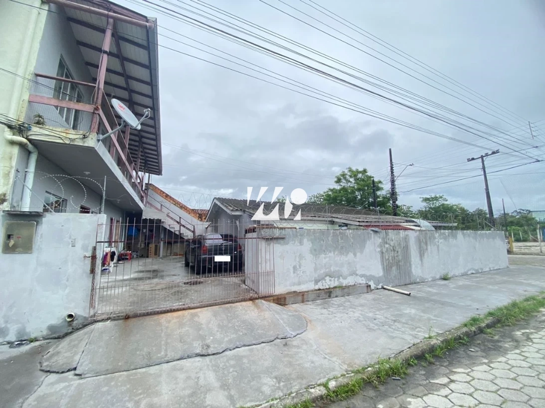 Casa em Jardim Eldorado, Palhoça. 4 quartos, 216m². Imagem 12 de 15