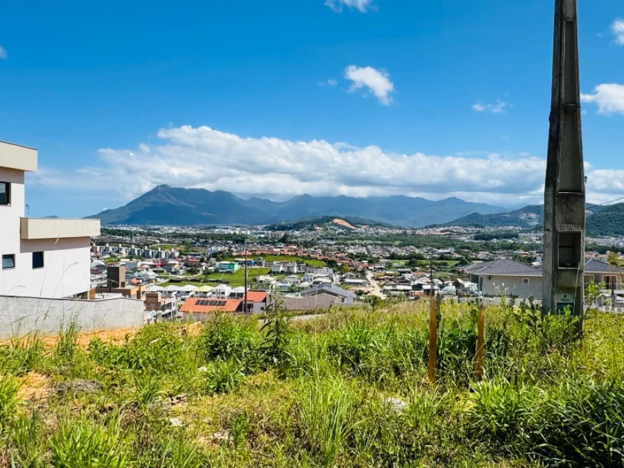 Terreno em São Sebastião, Palhoça. 0 quartos, 0m². Imagem 1 de 10