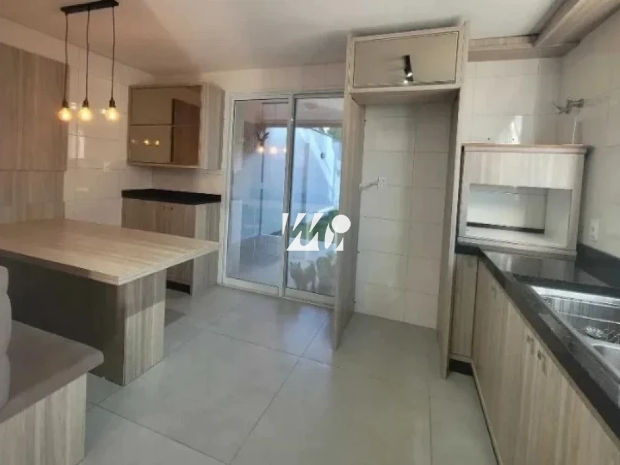 Casa em Pedra Branca, Palhoça. 4 quartos, 309m². Imagem 10 de 13