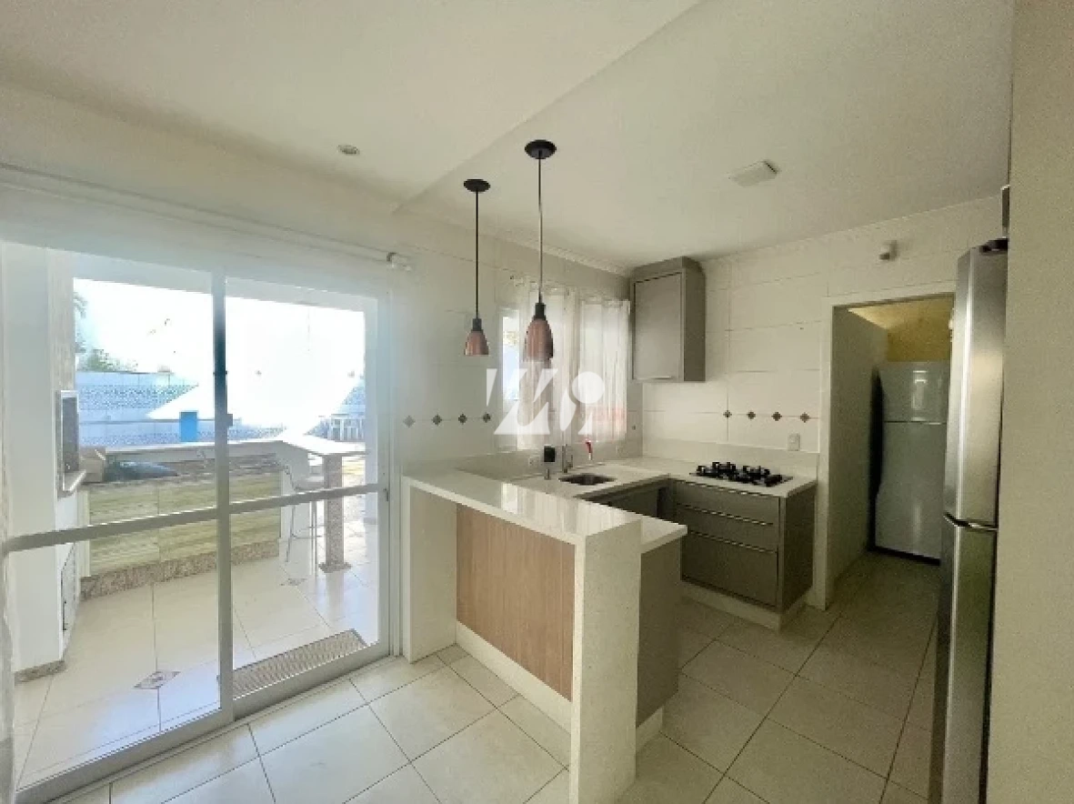 Casa em Pedra Branca, Palhoça. 3 quartos, 240m². Imagem 6 de 29