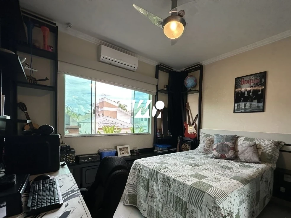 Casa em Pedra Branca, Palhoça. 3 quartos, 206m². Imagem 11 de 18