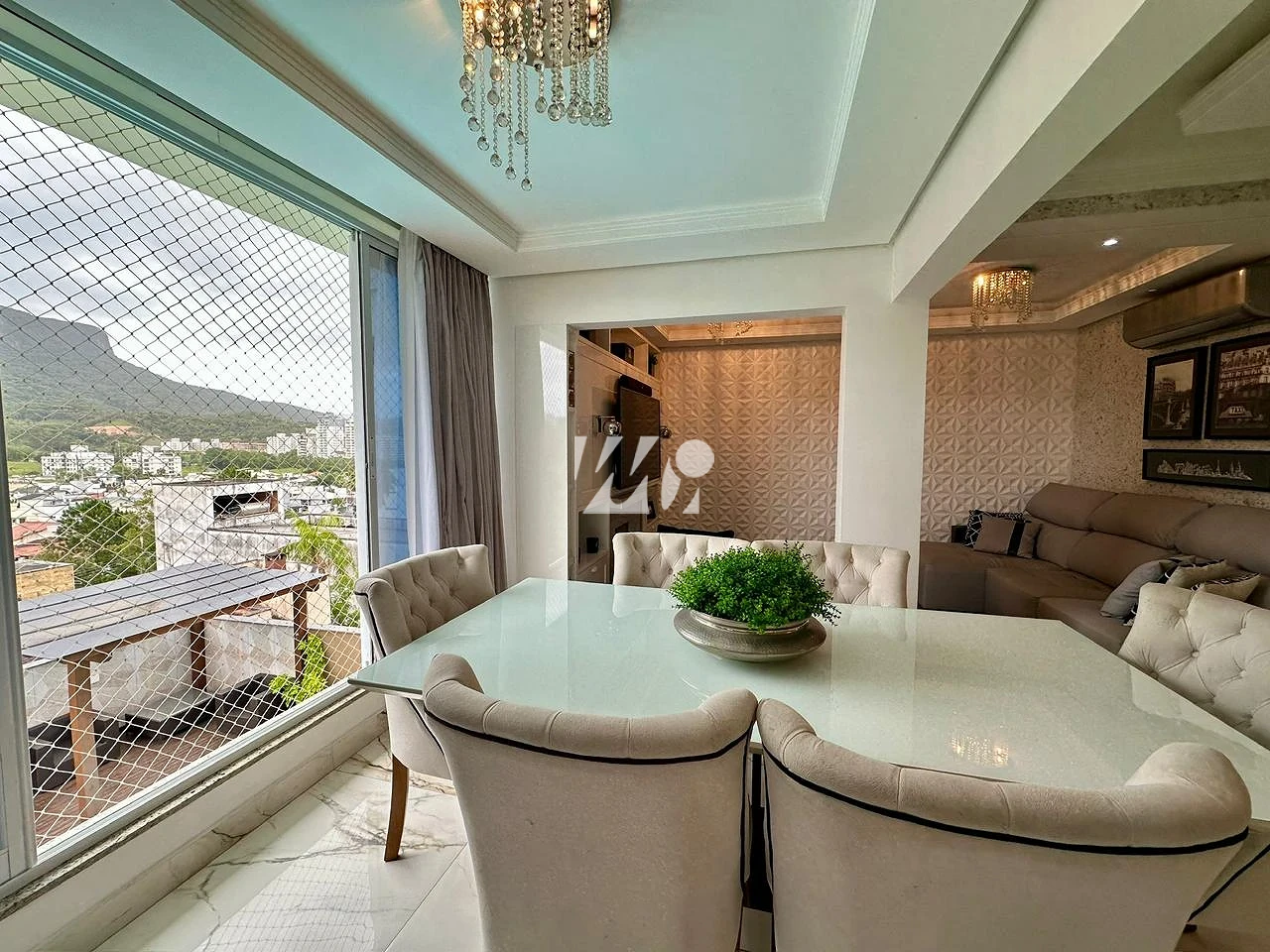 Casa em Pedra Branca, Palhoça. 3 quartos, 311m². Imagem 3 de 50