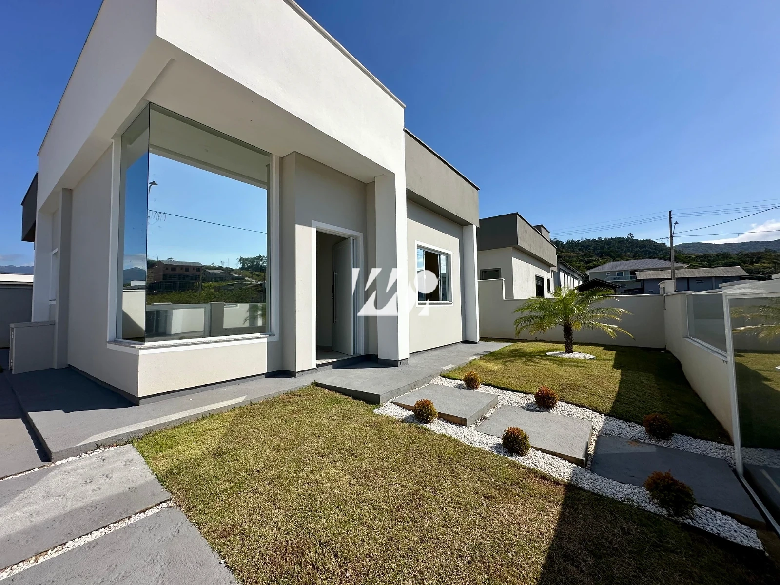 Casa em Alto Aririú, Palhoça. 3 quartos, 82m². Imagem 1 de 15