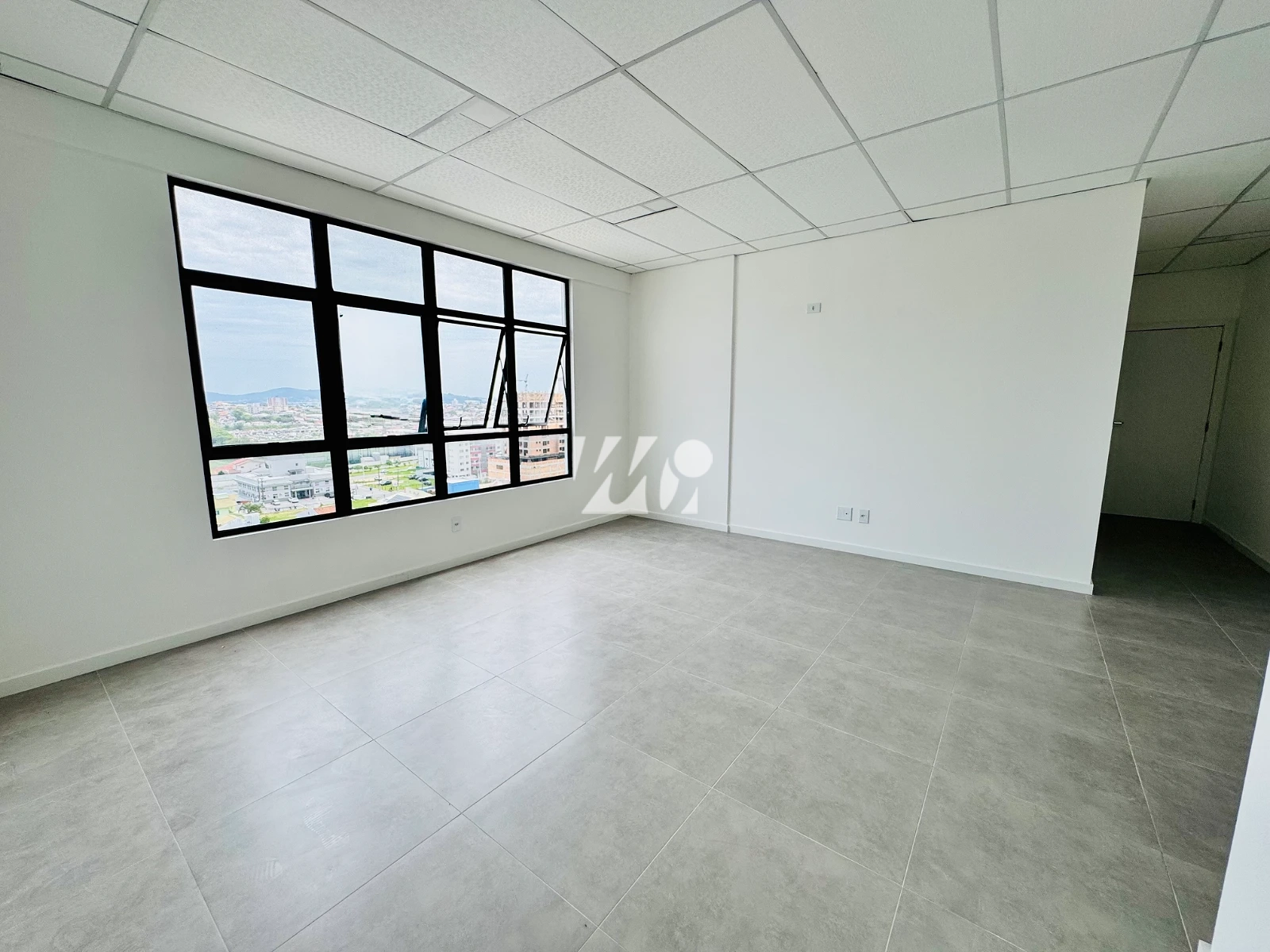 Escritório/Sala em Pagani, Palhoça. 0 quartos, 33m². Imagem 7 de 17