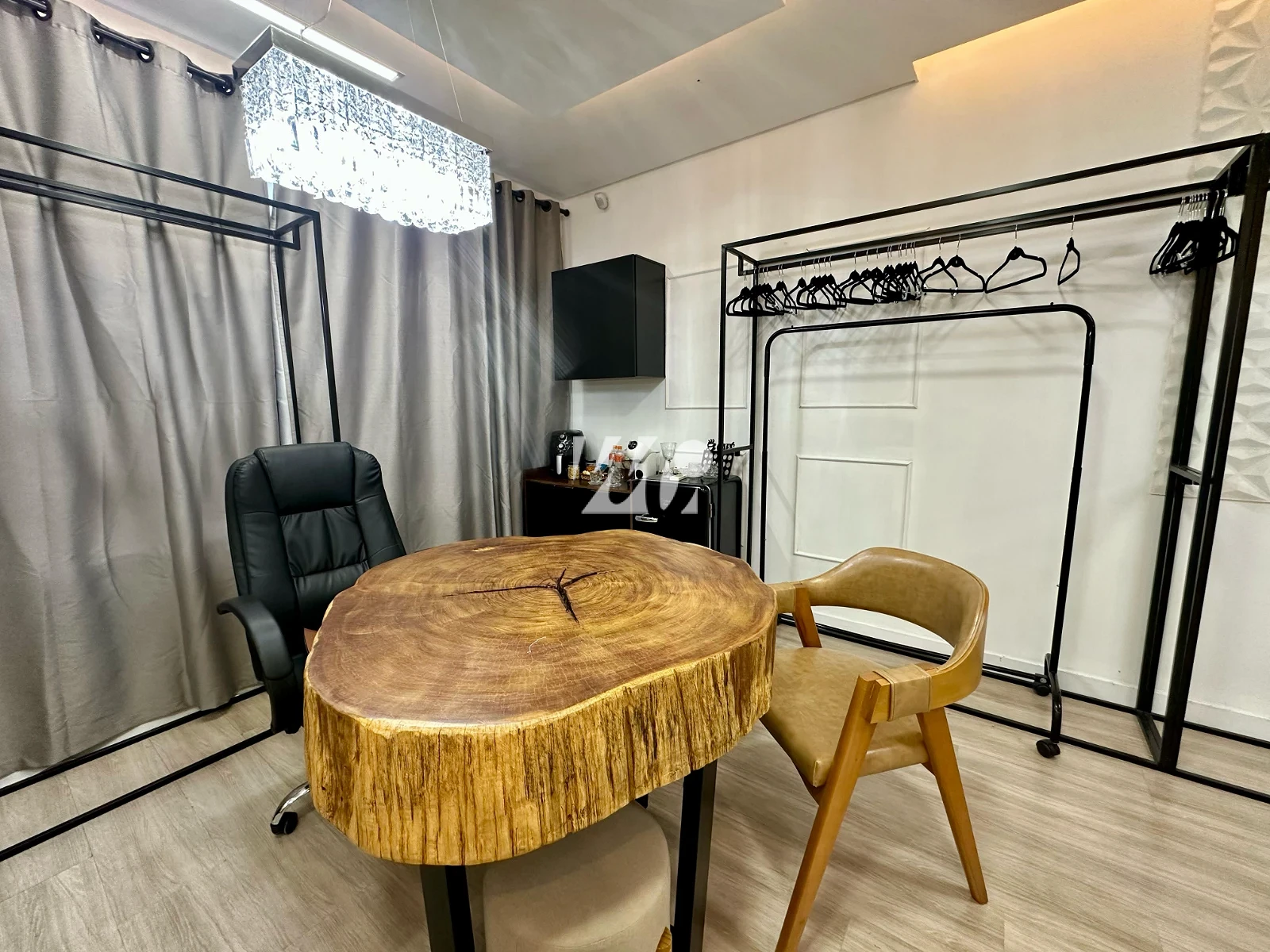 Escritório/Sala em Pagani, Palhoça. 0 quartos, 43m². Imagem 4 de 9