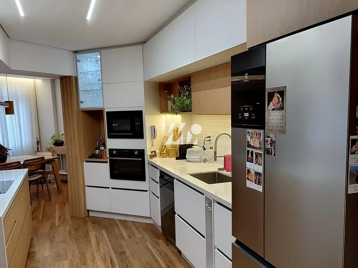 Apartamento em Centro, Florianópolis. 3 quartos, 120m². Imagem 4 de 27