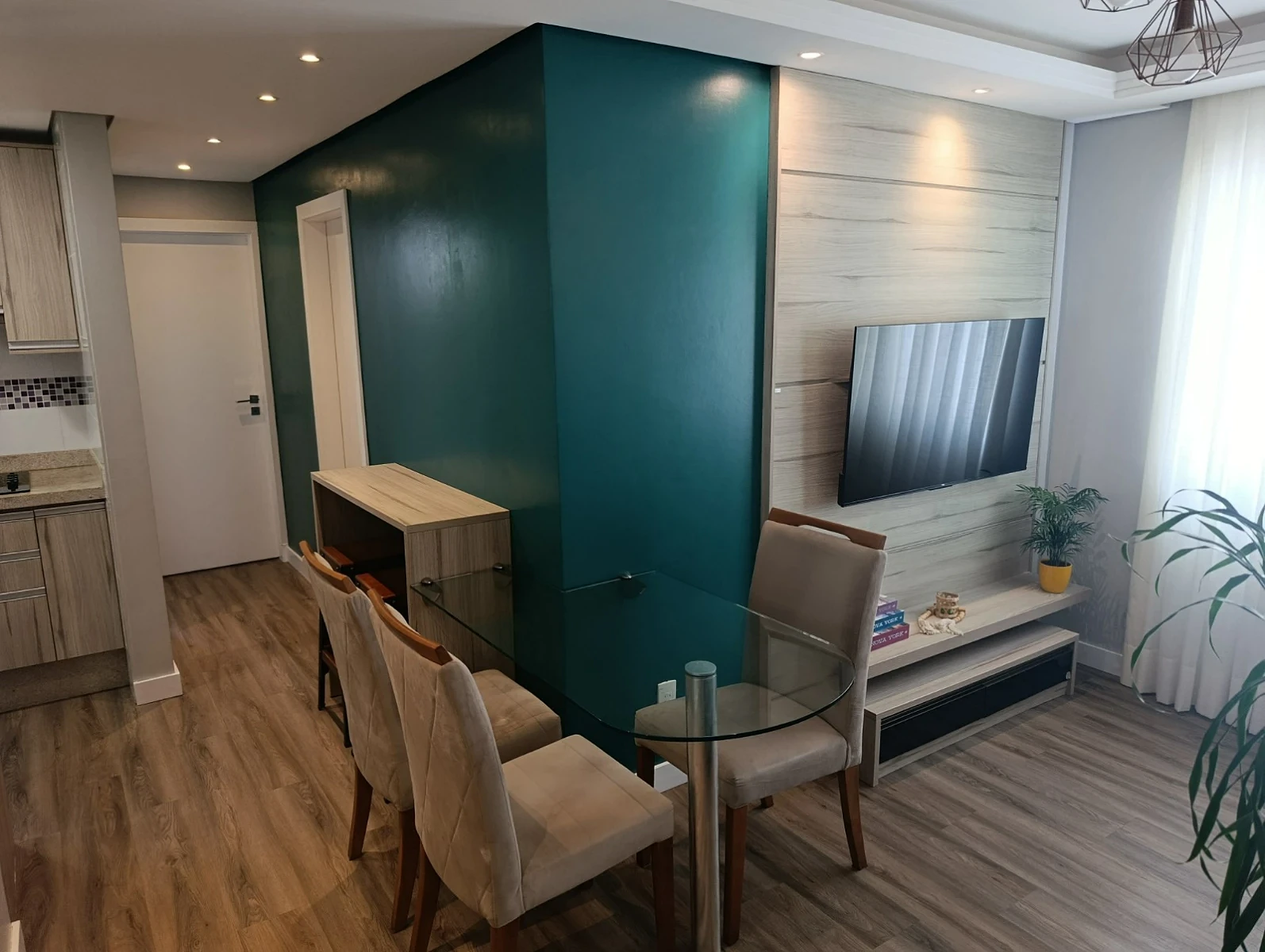 Apartamento em Pachecos, Palhoça. 2 quartos, 45m². Imagem 2 de 13
