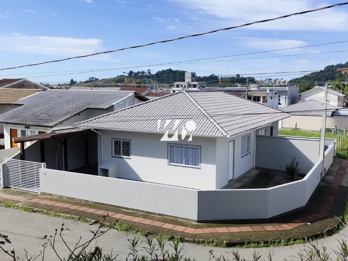 Casa em Bela Vista, Palhoça. 2 quartos, 48m². Imagem 1 de 16