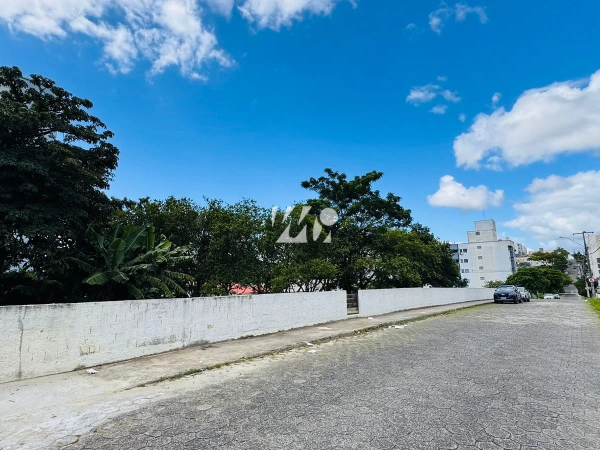 Terreno em Areias, São José. 0 quartos, 0m². Imagem 2 de 5