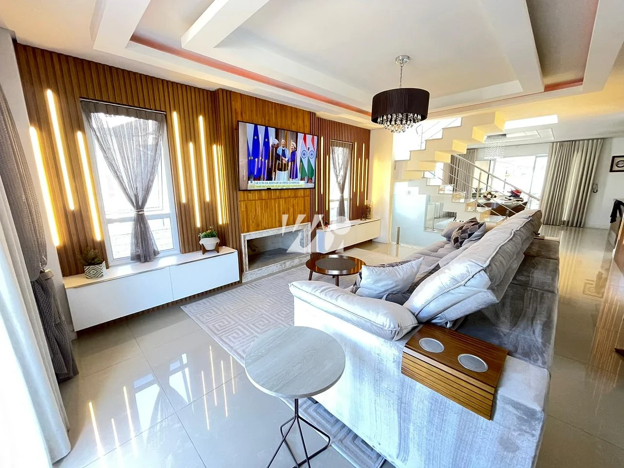 Casa em Pedra Branca, Palhoça. 4 quartos, 257m². Imagem 2 de 22