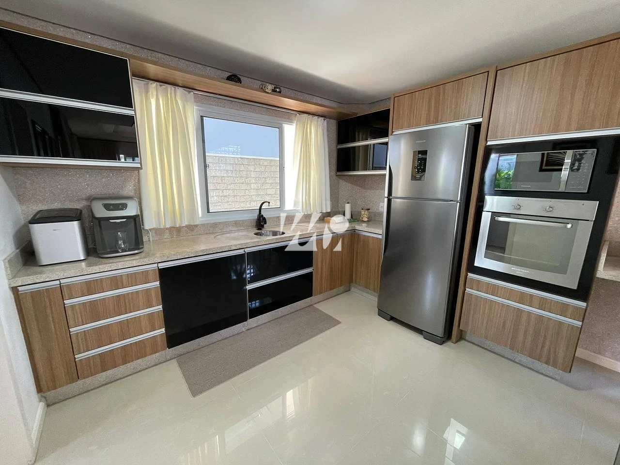 Casa em Pedra Branca, Palhoça. 4 quartos, 257m². Imagem 8 de 22