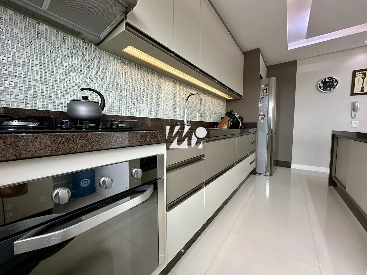 Apartamento em Centro, Palhoça. 3 quartos, 162m². Imagem 13 de 41