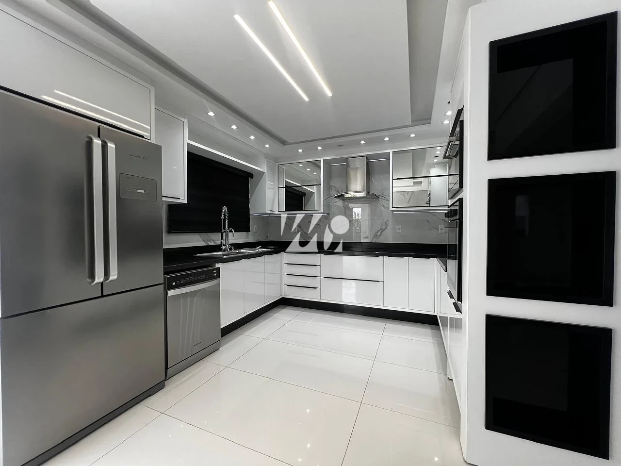 Casa em Pedra Branca, Palhoça. 3 quartos, 290m². Imagem 3 de 13
