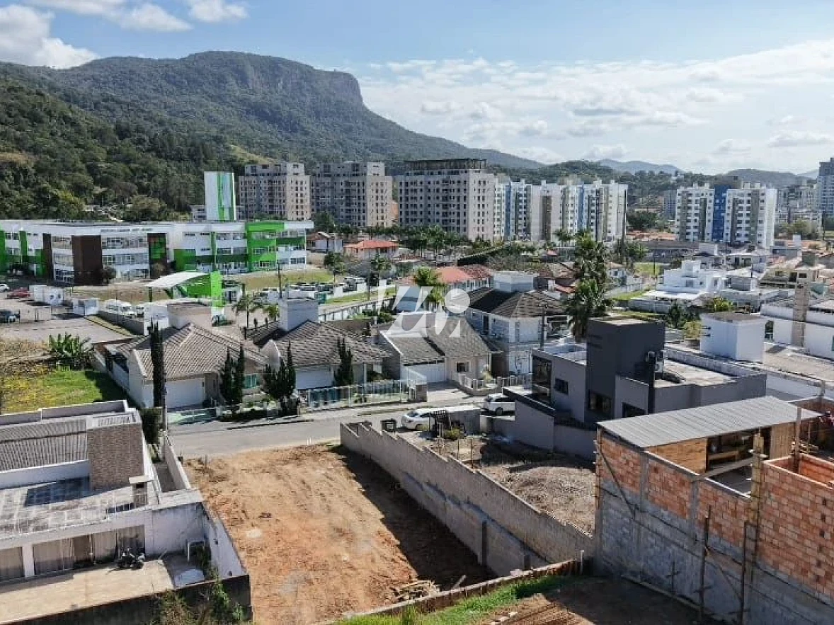 Terreno em Pedra Branca, Palhoça. 0 quartos, 0m². Imagem 1 de 11