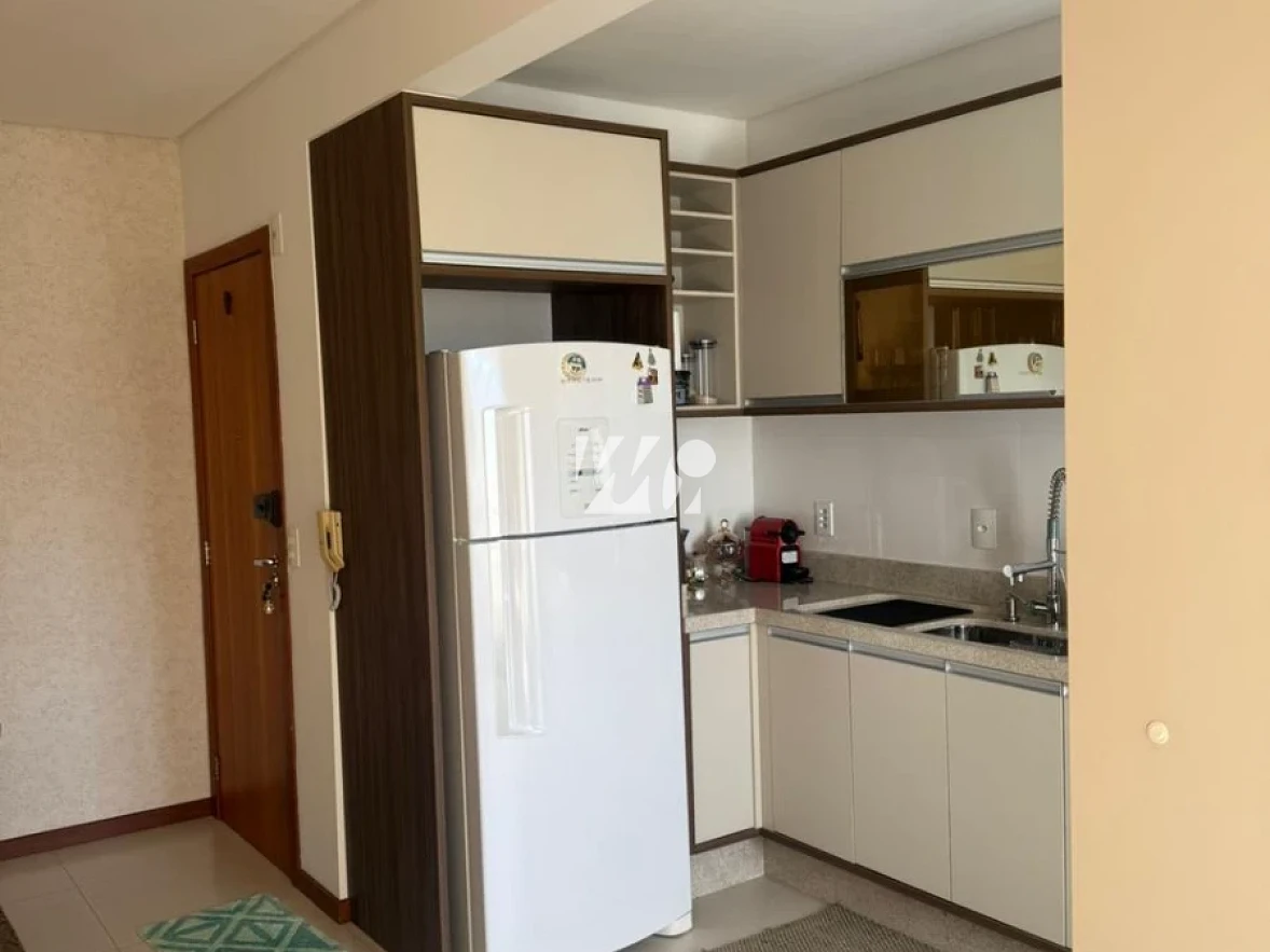 Apartamento em Vila Becker, Santo Amaro da Imperatriz. 2 quartos, 74m². Imagem 8 de 22