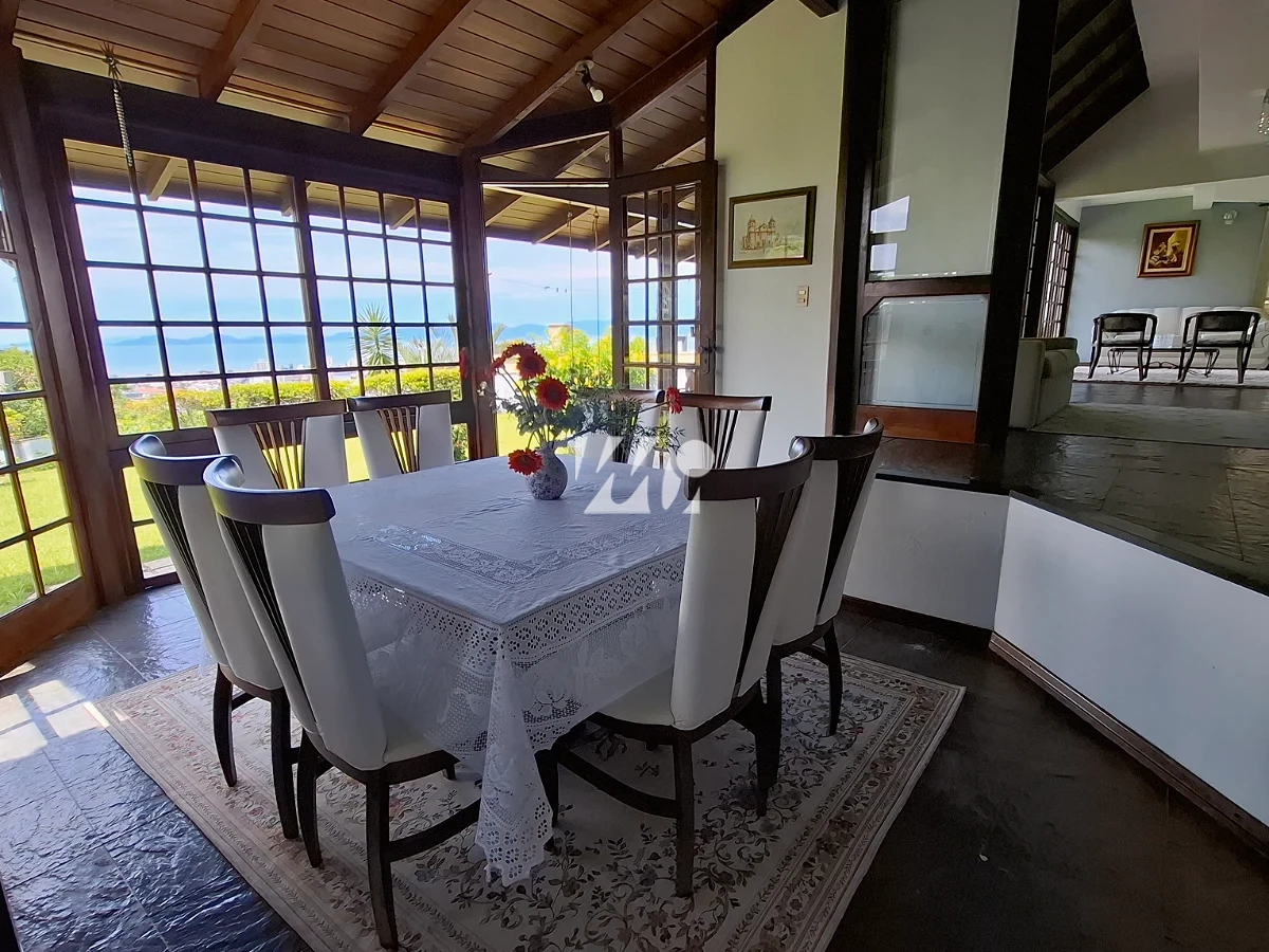 Casa em Bosque das Mansões, São José. 4 quartos, 302m². Imagem 29 de 37